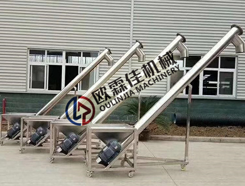 輸送機(jī)